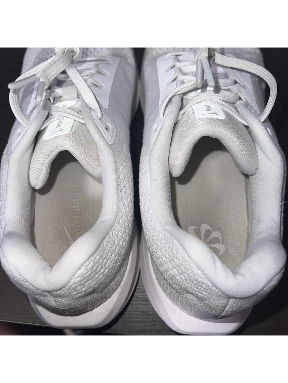 Nike Air Winflo 11 Womens Size 10 US White Photon Dust Running Shoes FJ9510-100 - Picture 8 of 9
